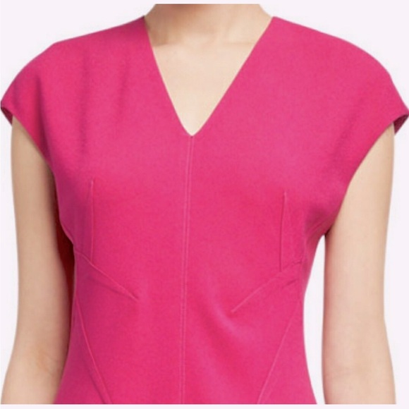 Elie Tahari Fuchsia Pink Crepe V-Neck Sheath Dress Cap Sleeve Size 14 - Picture 6 of 13